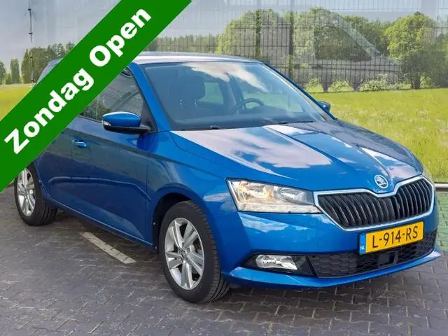 Photo 1 : Skoda Fabia 2021 Essence