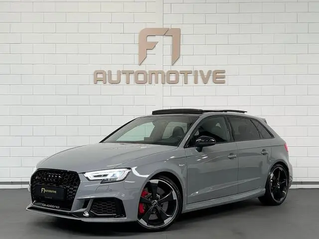 Photo 1 : Audi Rs3 2019 Essence