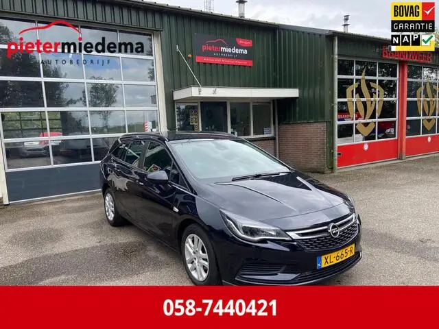 Photo 1 : Opel Astra 2019 Essence