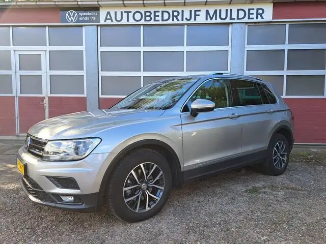 Photo 1 : Volkswagen Tiguan 2019 Essence