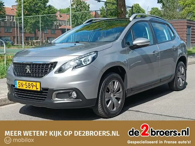 Photo 1 : Peugeot 2008 2018 Petrol