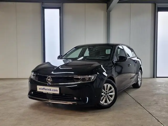 Photo 1 : Opel Astra 2023 Essence