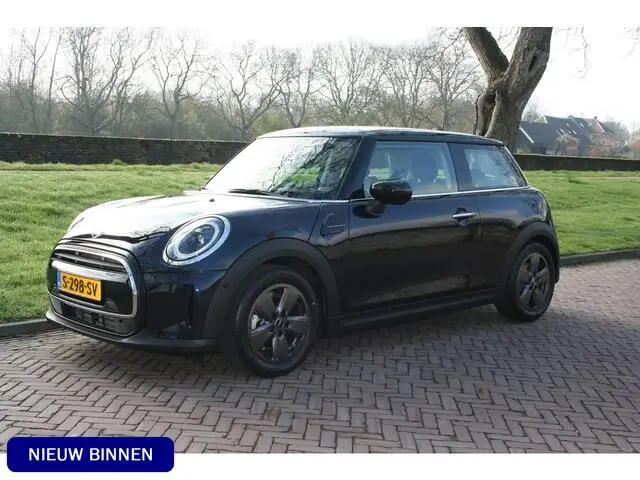 Photo 1 : Mini Cooper 2023 Petrol