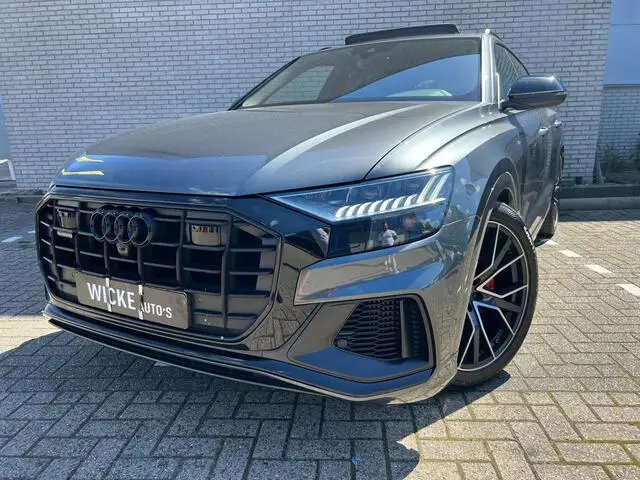Photo 1 : Audi Q8 2019 Essence