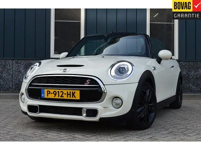 Photo 1 : Mini Cooper 2018 Petrol