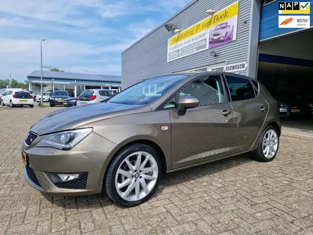 Photo 1 : Seat Ibiza 2015 Petrol