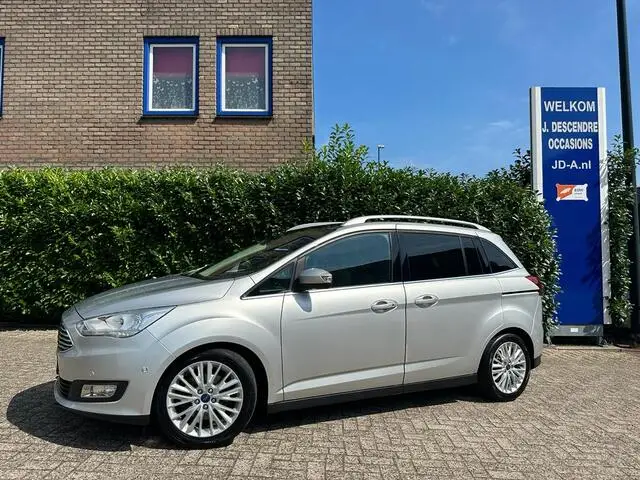 Photo 1 : Ford Grand C-max 2016 Essence