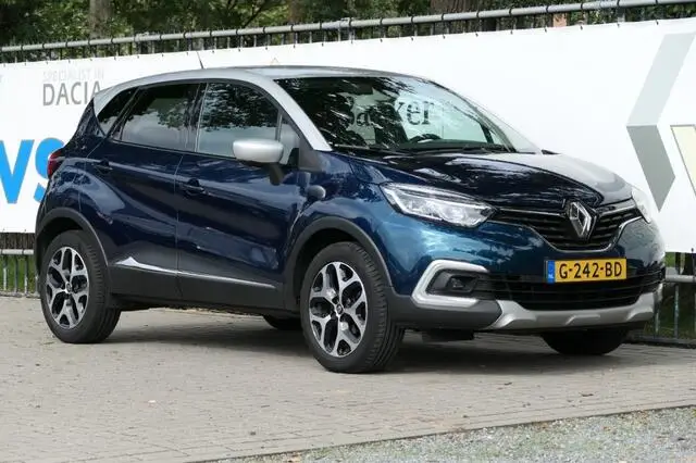 Photo 1 : Renault Captur 2019 Essence