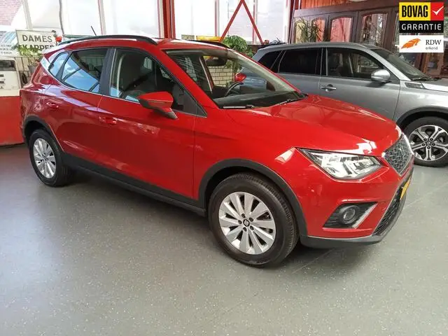 Photo 1 : Seat Arona 2018 Essence