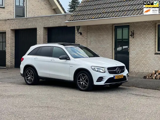 Photo 1 : Mercedes-benz Classe Glc 2017 Essence