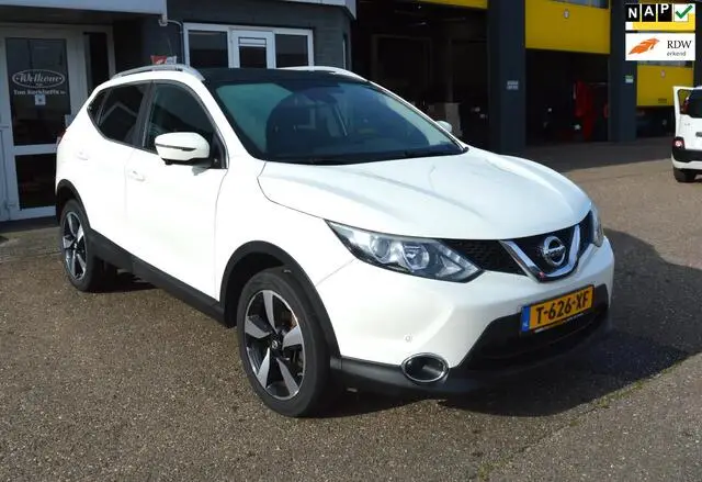 Photo 1 : Nissan Qashqai 2016 Petrol