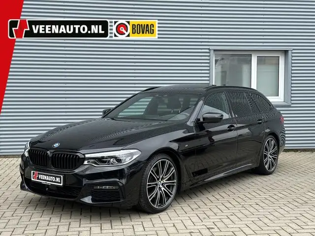 Photo 1 : Bmw Serie 5 2019 Essence