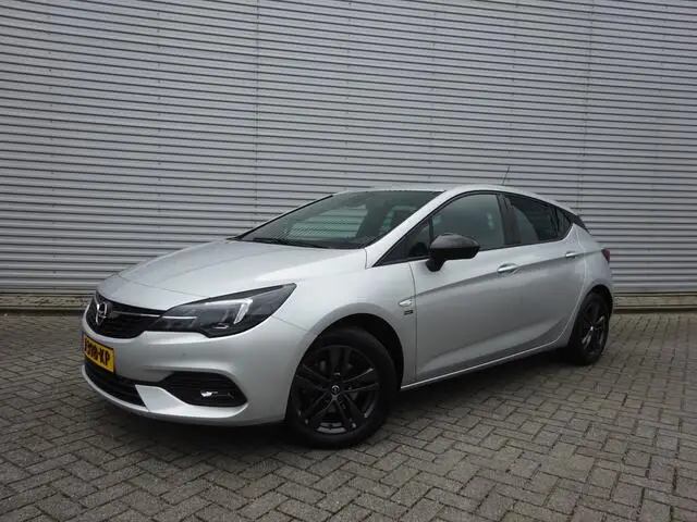 Photo 1 : Opel Astra 2020 Essence