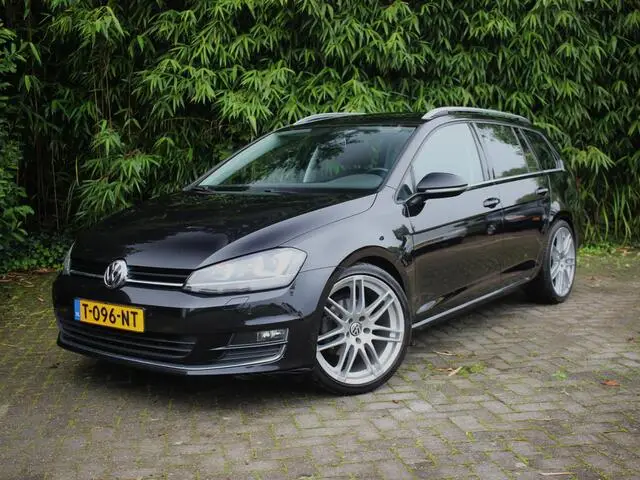 Photo 1 : Volkswagen Golf 2016 Essence