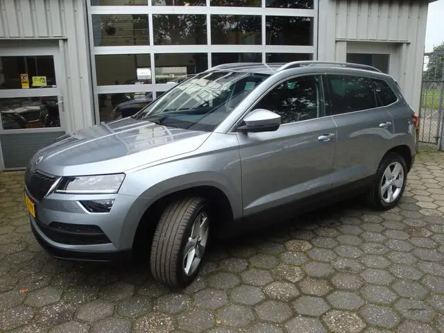 Photo 1 : Skoda Karoq 2019 Petrol