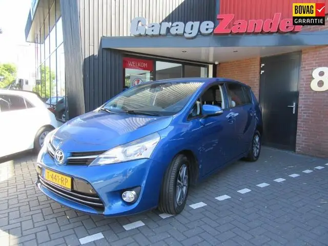 Toyota Verso 1.8 VVT-i Dynamic Business