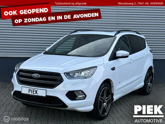 Photo 1 : Ford Kuga 2018 Essence