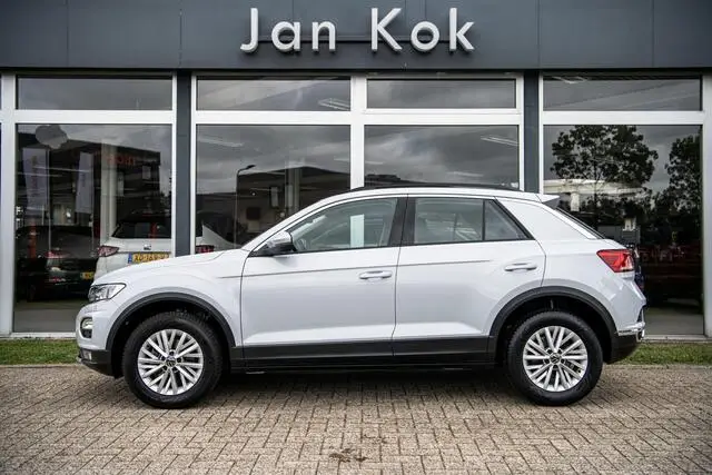 Photo 1 : Volkswagen T-roc 2021 Petrol