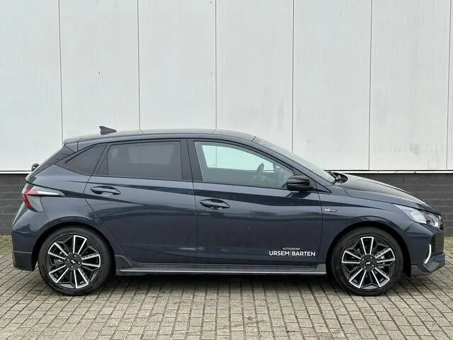 Photo 1 : Hyundai I20 2023 Hybrid