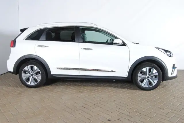 Photo 1 : Kia E-niro 2021 Électrique