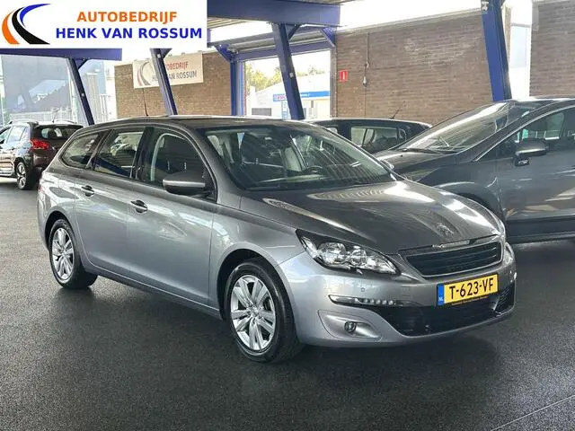 Photo 1 : Peugeot 308 2017 Petrol