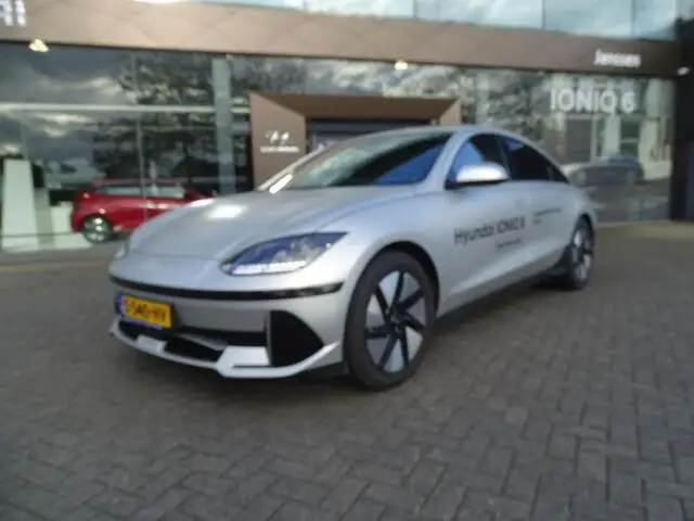 Photo 1 : Hyundai Ioniq 2023 Électrique