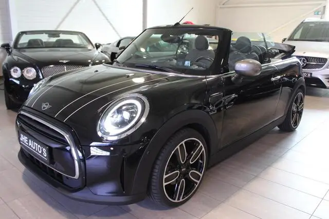 Photo 1 : Mini Cooper 2021 Essence