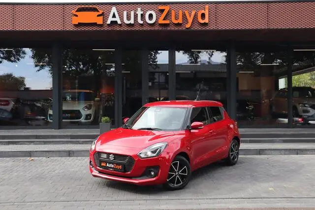 Photo 1 : Suzuki Swift 2017 Petrol