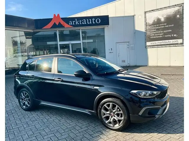 Photo 1 : Fiat Tipo 2021 Petrol