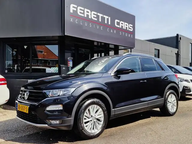 Photo 1 : Volkswagen T-roc 2018 Petrol