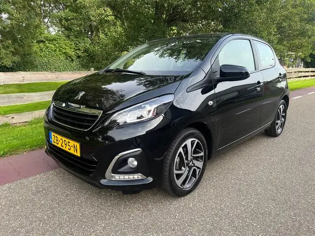 Photo 1 : Peugeot 108 2019 Essence