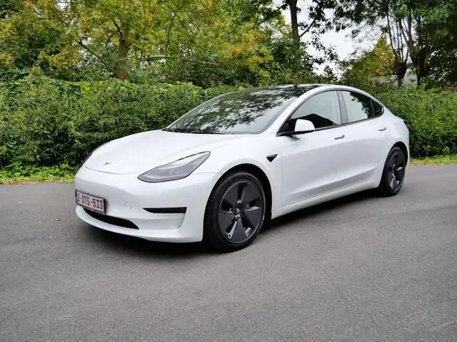 Photo 1 : Tesla Model 3 2022 Electric