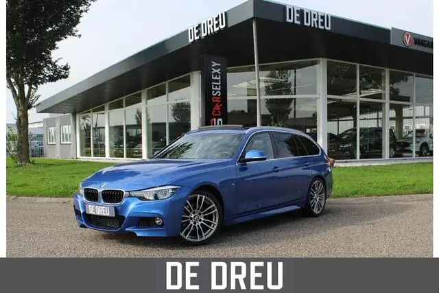 Photo 1 : Bmw Serie 3 2019 Petrol