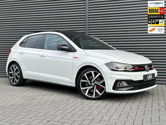 Photo 1 : Volkswagen Polo 2018 Petrol