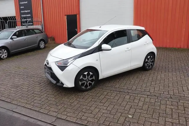 Photo 1 : Toyota Aygo 2019 Petrol