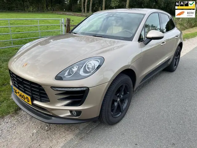 Photo 1 : Porsche Macan 2018 Petrol