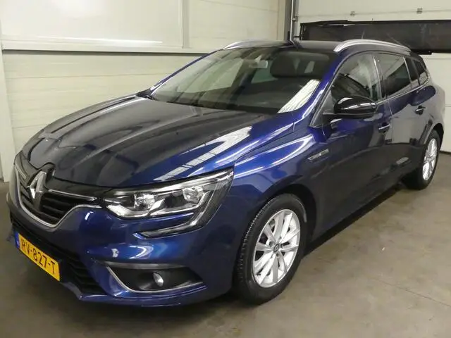 Photo 1 : Renault Megane 2018 Essence