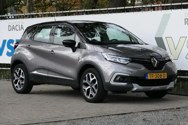 Photo 1 : Renault Captur 2018 Petrol