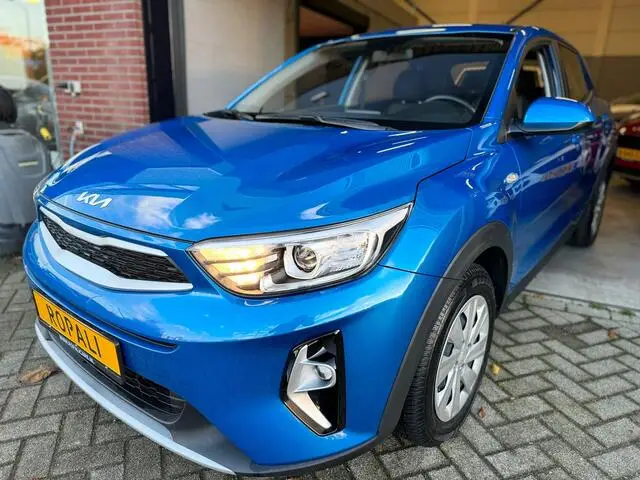 Photo 1 : Kia Stonic 2022 Essence