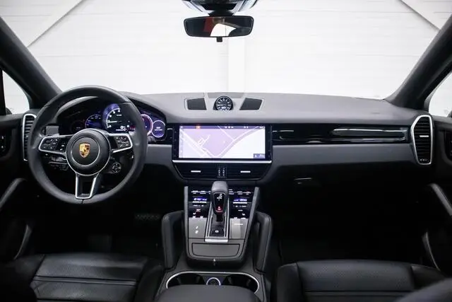 Photo 1 : Porsche Cayenne 2021 Hybrid