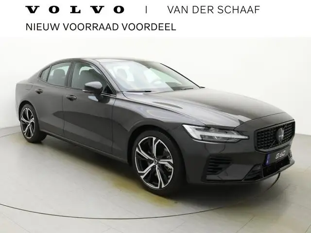 Photo 1 : Volvo S60 2024 Hybrid