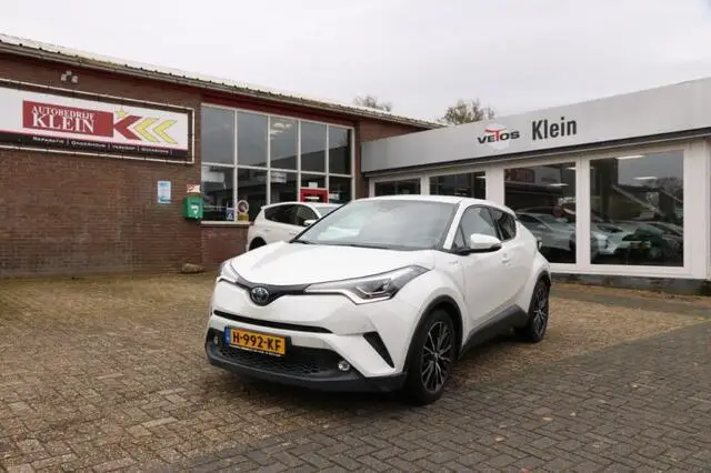 Photo 1 : Toyota C-hr 2018 Hybrid