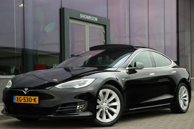 Photo 1 : Tesla Model S 2018 Électrique