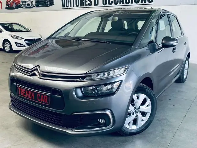 Photo 1 : Citroen C4 2019 Essence