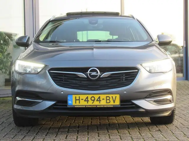 Photo 1 : Opel Insignia 2020 Essence