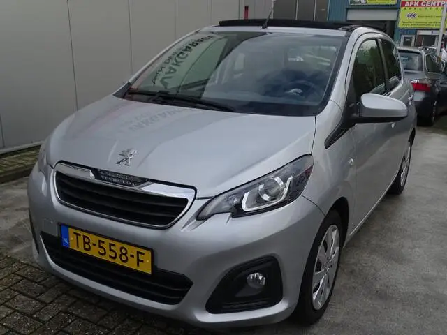 Photo 1 : Peugeot 108 2018 Petrol