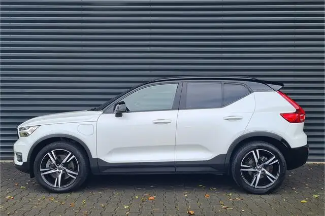 Photo 1 : Volvo Xc40 2021 Hybrid