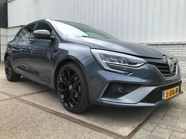 Photo 1 : Renault Megane 2022 Petrol