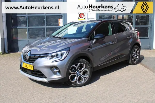 Photo 1 : Renault Captur 2021 Hybride