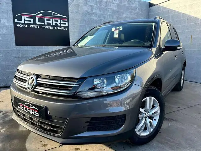 Photo 1 : Volkswagen Tiguan 2015 Essence